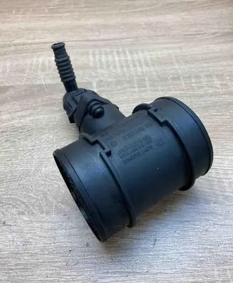 Opel Vectra B Mass air flow meter 0281002180