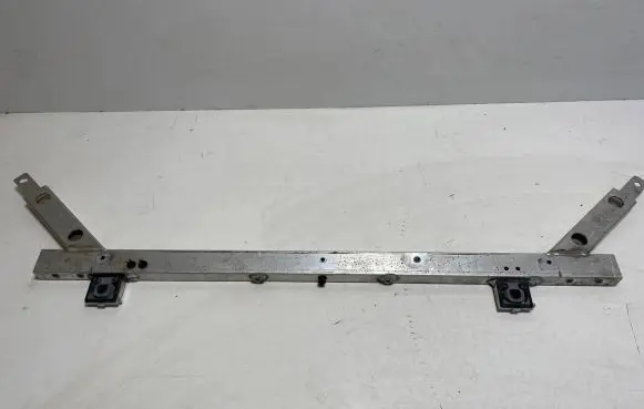 Volvo XC90 Radiator support slam panel bracket 31425937