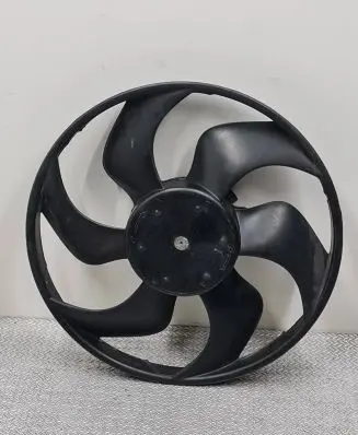 Renault Modus Electric radiator cooling fan