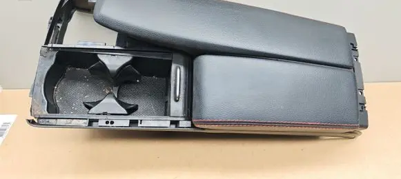Mercedes-Benz C W204 Armrest