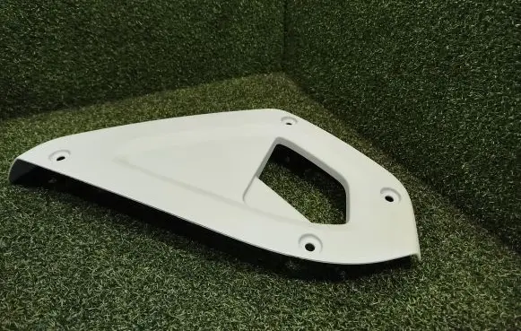 Land Rover Defender Panel trim L8B2045G43ACW L8B2045G43 W9499R3