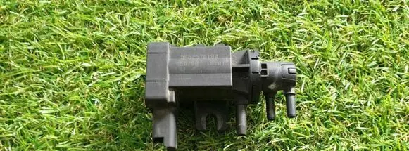 Peugeot 308 Turbo solenoid valve 9652570180