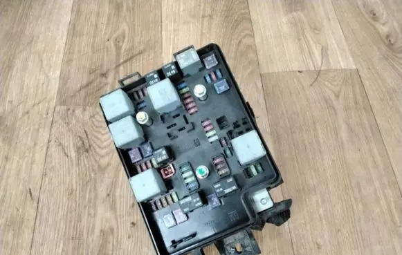 Chevrolet Aveo BSM Control unit 95315648