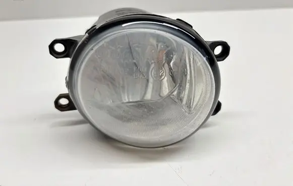 Toyota Prius+ (ZVW40) Front fog light 89092700 89206921 812100W050