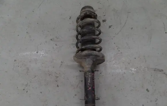 Skoda Octavia Mk1 (1U) Front shock absorber with coil spring