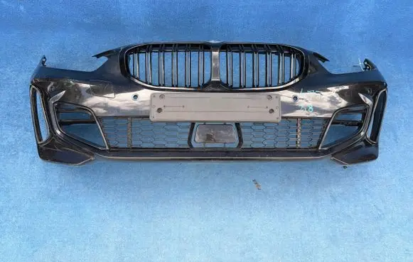 BMW 1 F40 Front bumper 8070928