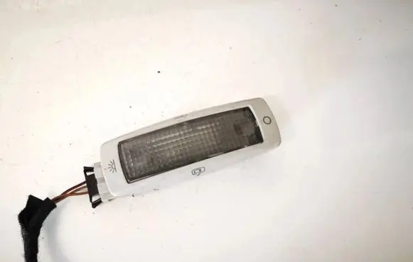 Volkswagen PASSAT B5 Other interior light 3b0947291