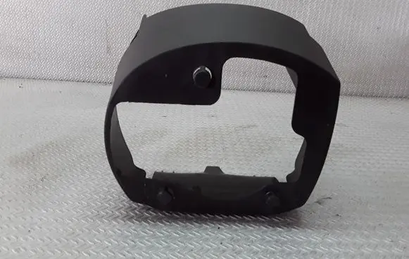 Steering wheel column trim
