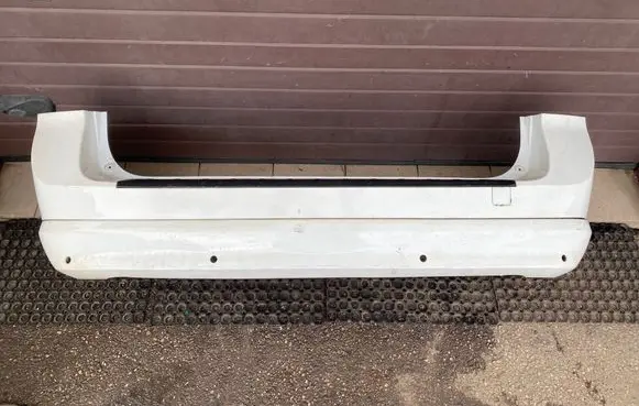 Volvo V70 Rear bumper 30678655