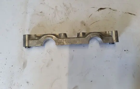 Toyota Corolla Verso E121 Camshaft holder NOCODE