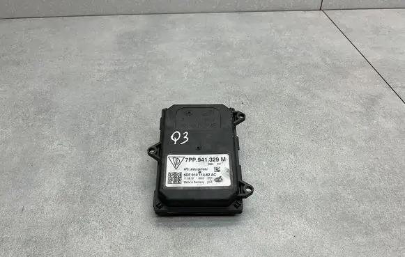 Audi Q3 8U Headlight ballast module Xenon 7PP941329M
