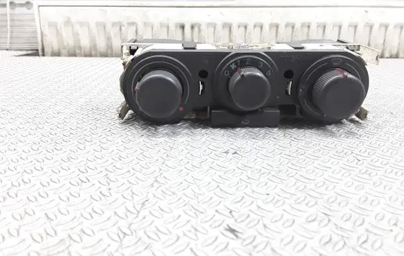 Seat Ibiza II (6k) Climate control unit 6Q0819445