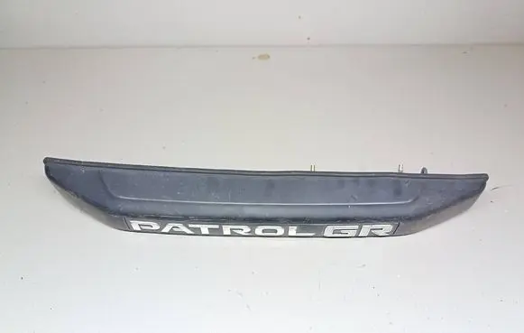 Nissan Patrol Y61 Trunk door license plate light bar 13024725