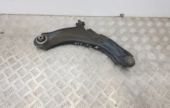 Renault Zoe Front lower control arm/wishbone