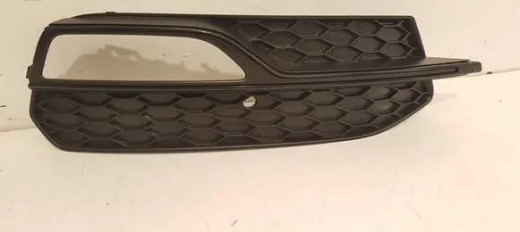 Audi A3 S3 8V Front bumper lower grill 8V3807682G