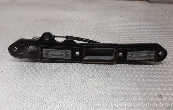 Volkswagen Jetta V Trunk door license plate light bar 