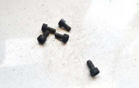 Citroen Xsara Picasso Nuts/bolts 