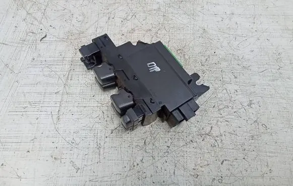 Volvo XC90 Electric window control switch 30798804