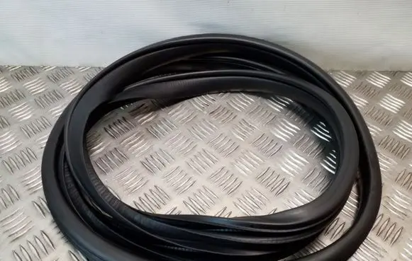 Front door rubber seal