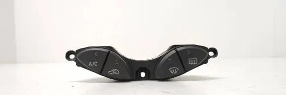 Ford Focus Windscreen/window heater switch 98AG19A945CF 190299 180299