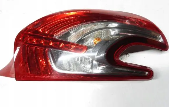 Peugeot 208 I Headlights/headlamps set 