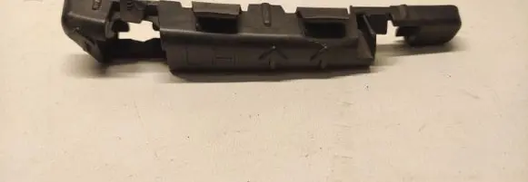 Hyundai Kona I Rear bumper mounting bracket 