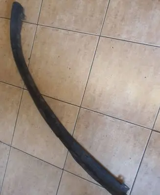 Opel Astra H Front bumper lip 13121998 37576870