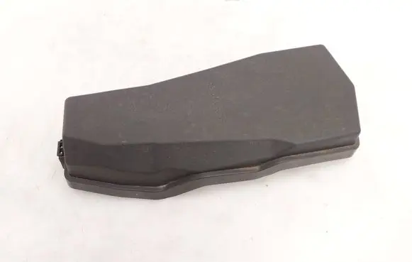 Toyota Camry VIII XV70 Fuse box cover 8266233B51