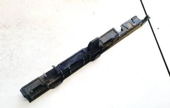 BMW 5 GT F07 Front bumper mounting bracket 718477510 04105106