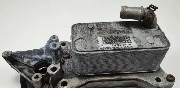 Mercedes-Benz GLK (X204) Engine oil radiator A6511800665