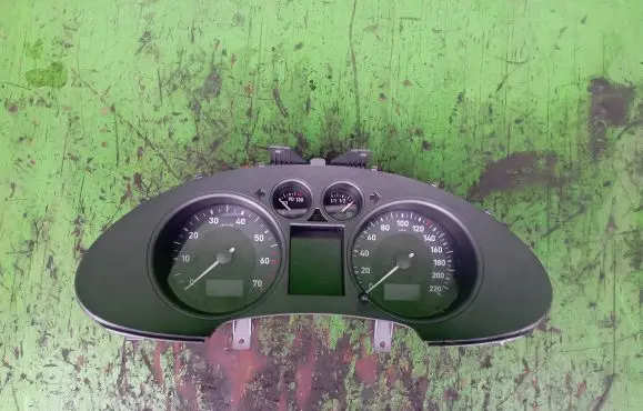Seat Ibiza III (6L) Speedometer (instrument cluster) 6L0920803