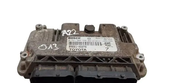 Toyota Yaris Engine control unit/module 896610D270