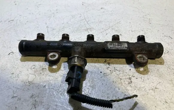 Volvo S40 Fuel main line pipe 13299181 071510315B