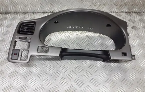Nissan Primera Speedometer (instrument cluster) 682409F600