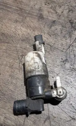 Renault Megane II Windscreen/windshield washer pump 8200067015