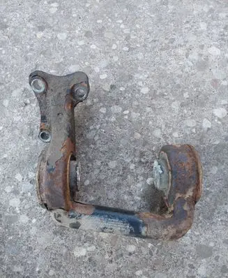 Volkswagen Golf IV Rear differential/diff mount bracket 
