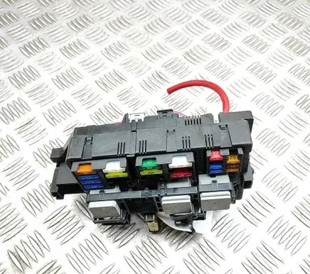 Mercedes-Benz GLE W167 Fuse module A1679067303