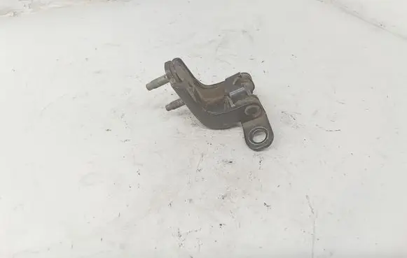Honda FR-V Rear door lower hinge