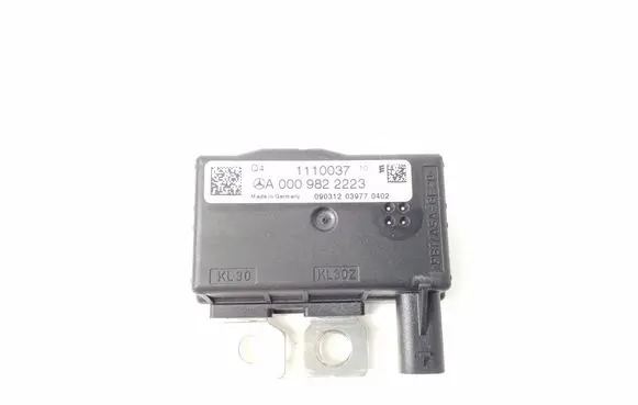 Mercedes-Benz E C207 W207 Other relay A0009822223