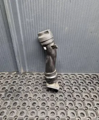 Mercedes-Benz B W245 Oil fill pipe A2660100464 11057A 010773A