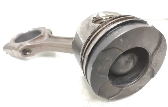 Piston with connecting rod