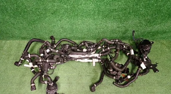 Maserati GranTurismo II Heater radiator pipe/hose 