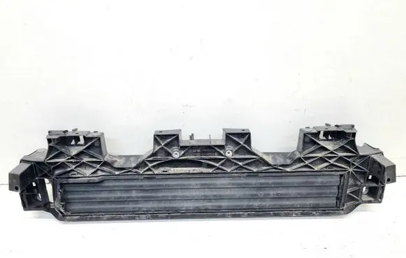 Audi Q8 e-tron Intercooler air guide/duct channel 4KE807771A