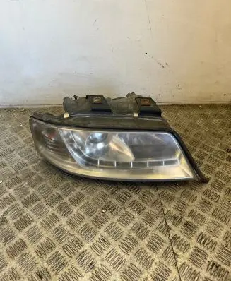 Audi A6 S6 C5 4B Headlight/headlamp
