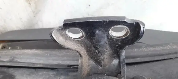 Volvo S40, V40 Rear door lower hinge