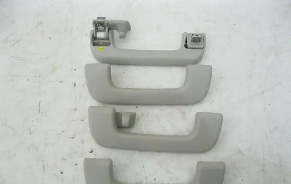 Engine bonnet (hood) release handle
