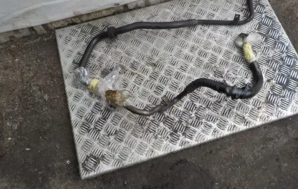 Mercedes-Benz S W220 Power steering hose/pipe/line