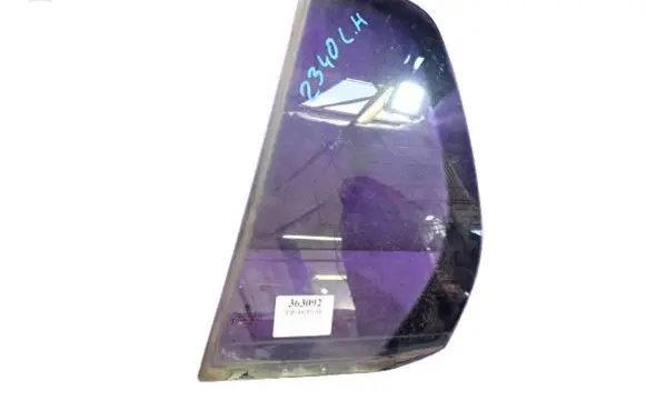 Volkswagen Golf IV Rear side window