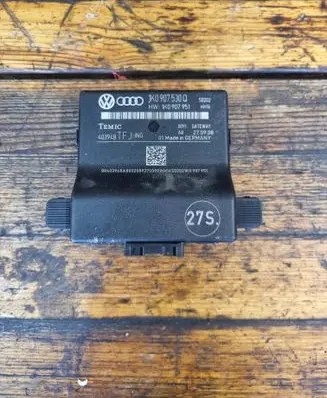 Skoda Octavia Mk2 (1Z) Gateway control module 1K0907530Q 1K0907951