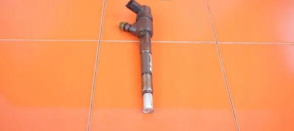 Fiat Doblo Fuel injector 0445110351 21MB28